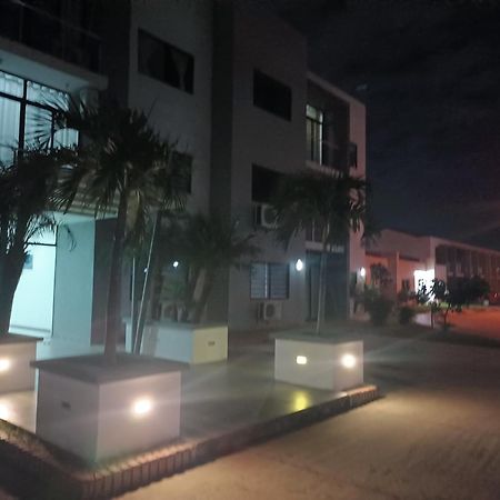 Despartamento Express ซานตาครูซเดอลาเซียร์รา ภายนอก รูปภาพ